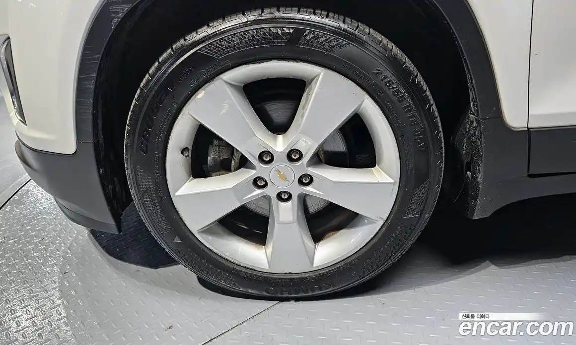 Chevrolet Trax 2014 1.4 Автомат в Москве № 39038, фото 16