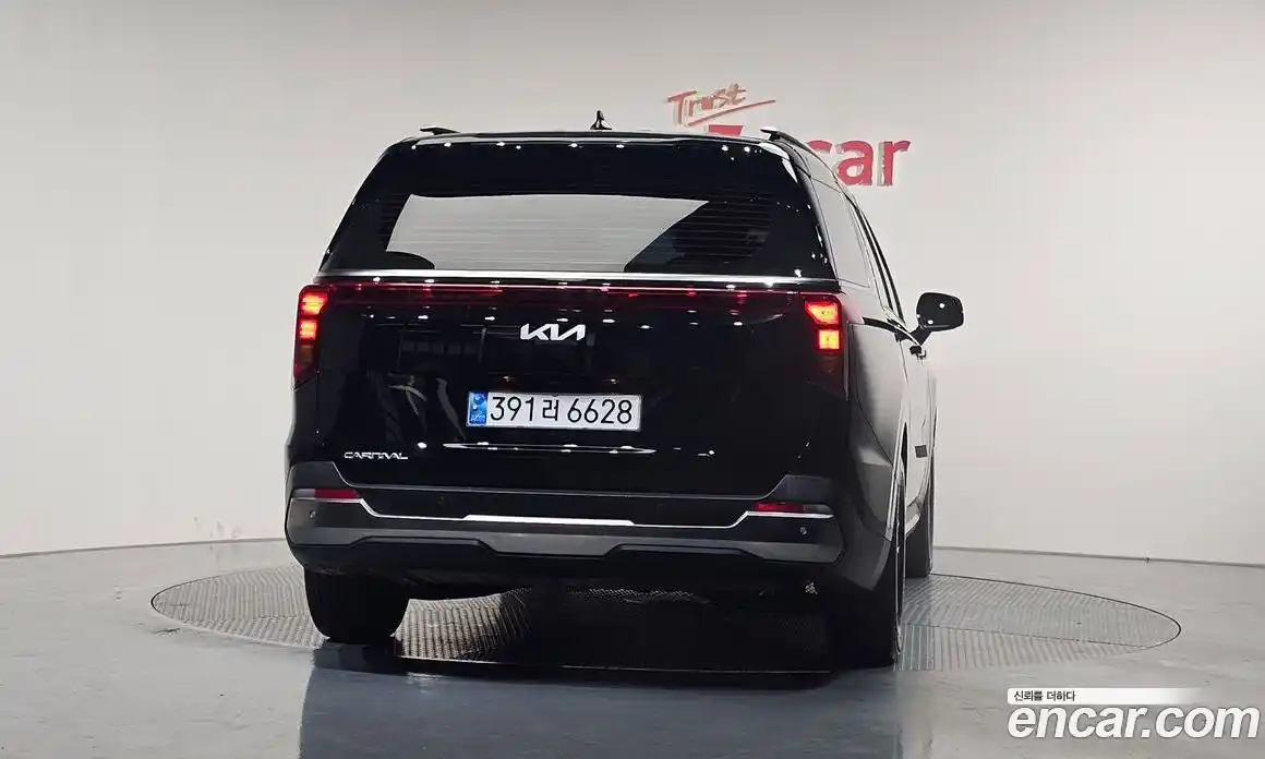 Kia Canival 2025 2.2 Автомат в Москве № 398141, фото 4