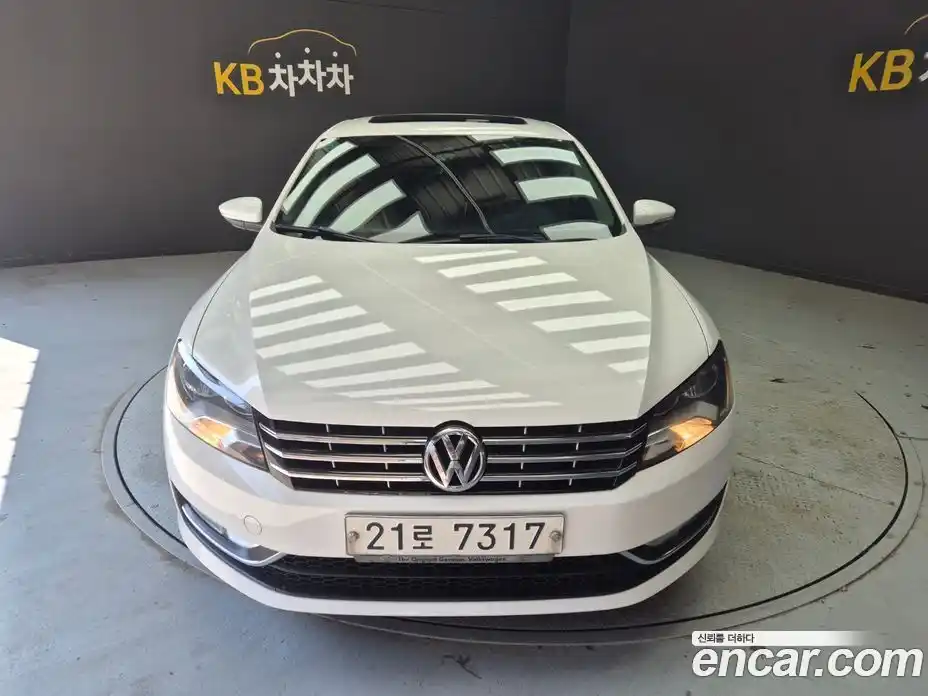 Volkswagen Passat 2014 2.0 Автомат в Москве № 400957, фото 1