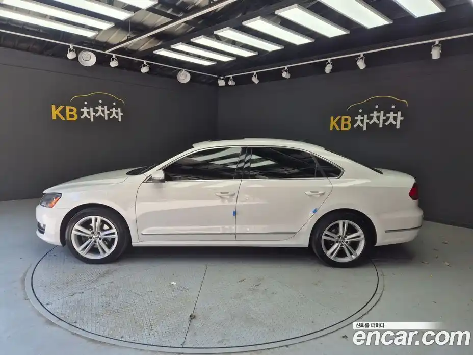 Volkswagen Passat 2014 2.0 Автомат в Москве № 400957, фото 4