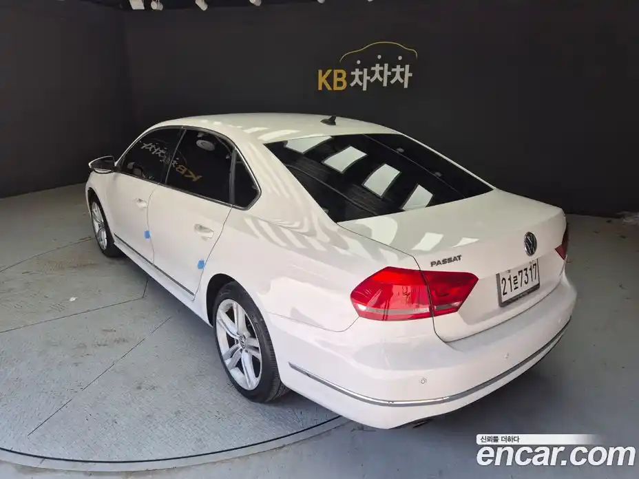 Volkswagen Passat 2014 2.0 Автомат в Москве № 400957, фото 5