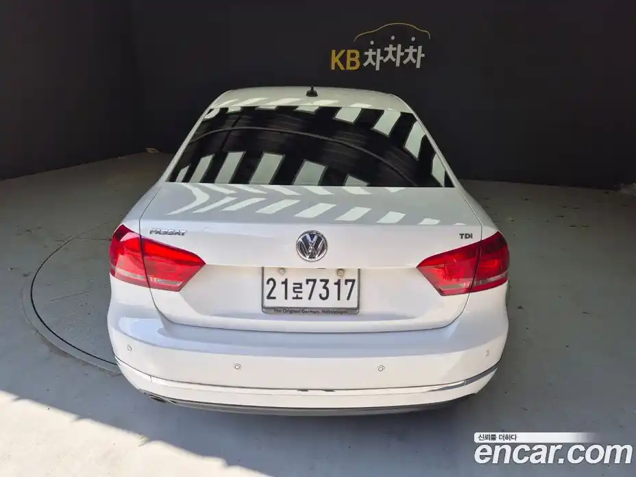 Volkswagen Passat 2014 2.0 Автомат в Москве № 400957, фото 6