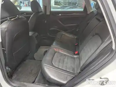Volkswagen Passat 2014 2.0 Автомат в Москве № 400957, миниатюра 9