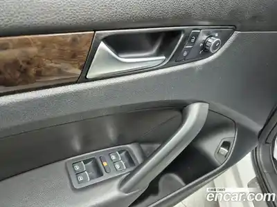 Volkswagen Passat 2014 2.0 Автомат в Москве № 400957, миниатюра 10