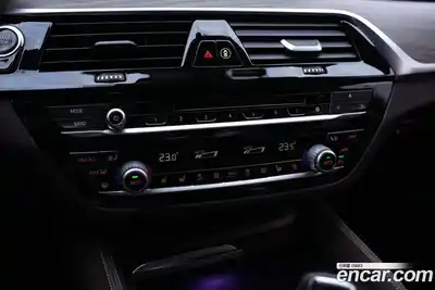 BMW 5-Series 2018 2.0 Автомат в Москве № 402857, миниатюра 12