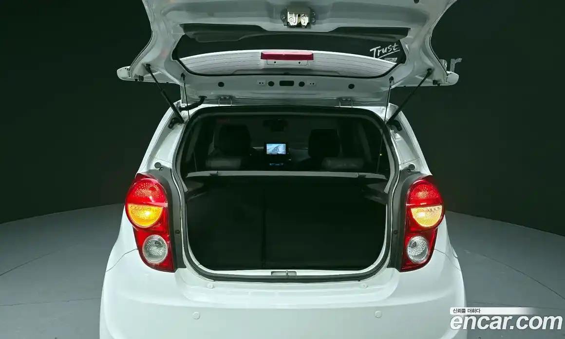 Chevrolet Spark 2014 1.0 Автомат в Москве № 41153, фото 15