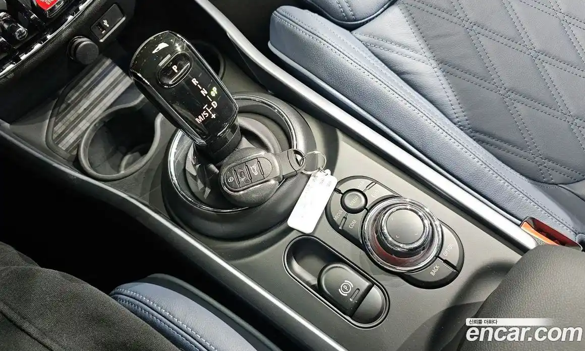 Mini Clubman 2023 2.0 Автомат в Москве № 416802, фото 9