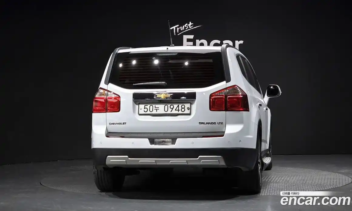 Chevrolet Orlando 2015 2.0 Автомат в Москве № 41695, фото 4