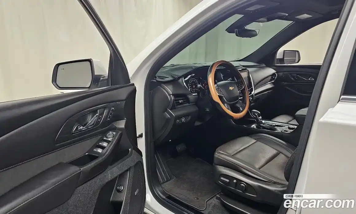 Chevrolet Traverse 2022 3.6 Автомат в Москве № 42282, фото 17