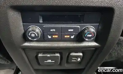 Chevrolet Traverse 2022 3.6 Автомат в Москве № 42282, миниатюра 9