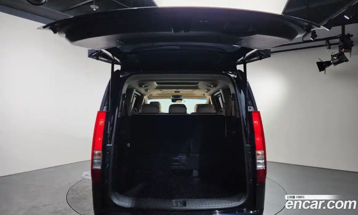 Hyundai Staria 2025 1.6 Автомат в Москве № 43361, фото 16