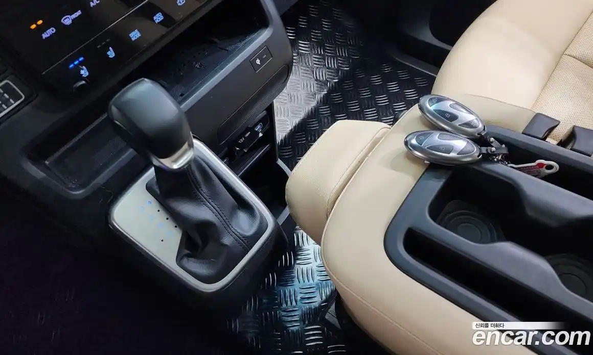 Hyundai Staria 2025 1.6 Автомат в Москве № 43361, фото 17