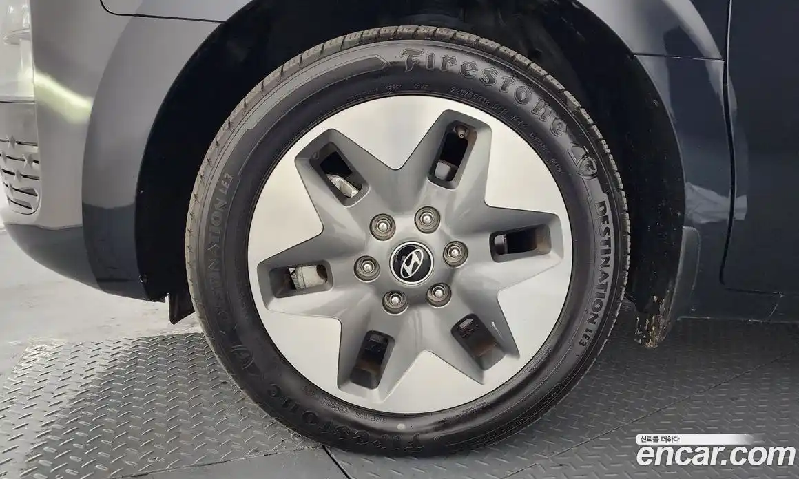 Hyundai Staria 2025 1.6 Автомат в Москве № 43361, фото 20