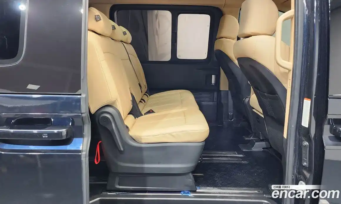 Hyundai Staria 2025 1.6 Автомат в Москве № 43361, фото 3