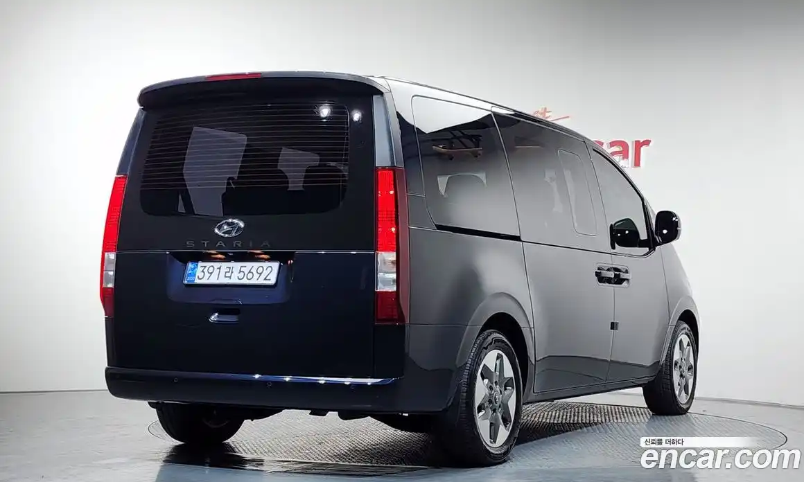 Hyundai Staria 2025 1.6 Автомат в Москве № 43361, фото 5