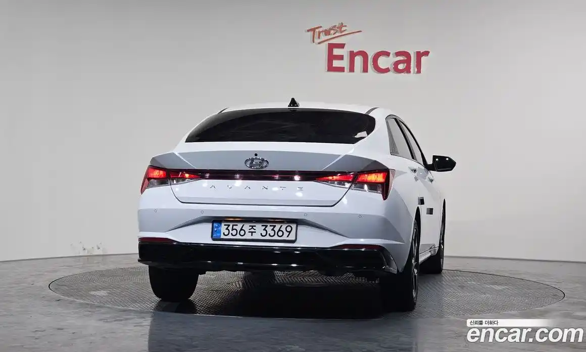 Hyundai Avante 2021 1.6 Автомат в Москве № 48579, фото 13