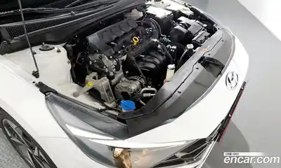 Hyundai Avante 2021 1.6 Автомат в Москве № 48579, миниатюра 4