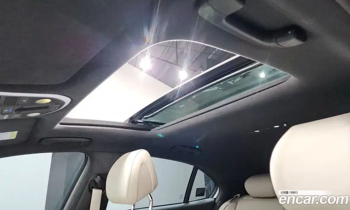 Genesis G70 2023 2.0 Автомат в Москве № 57922, фото 20