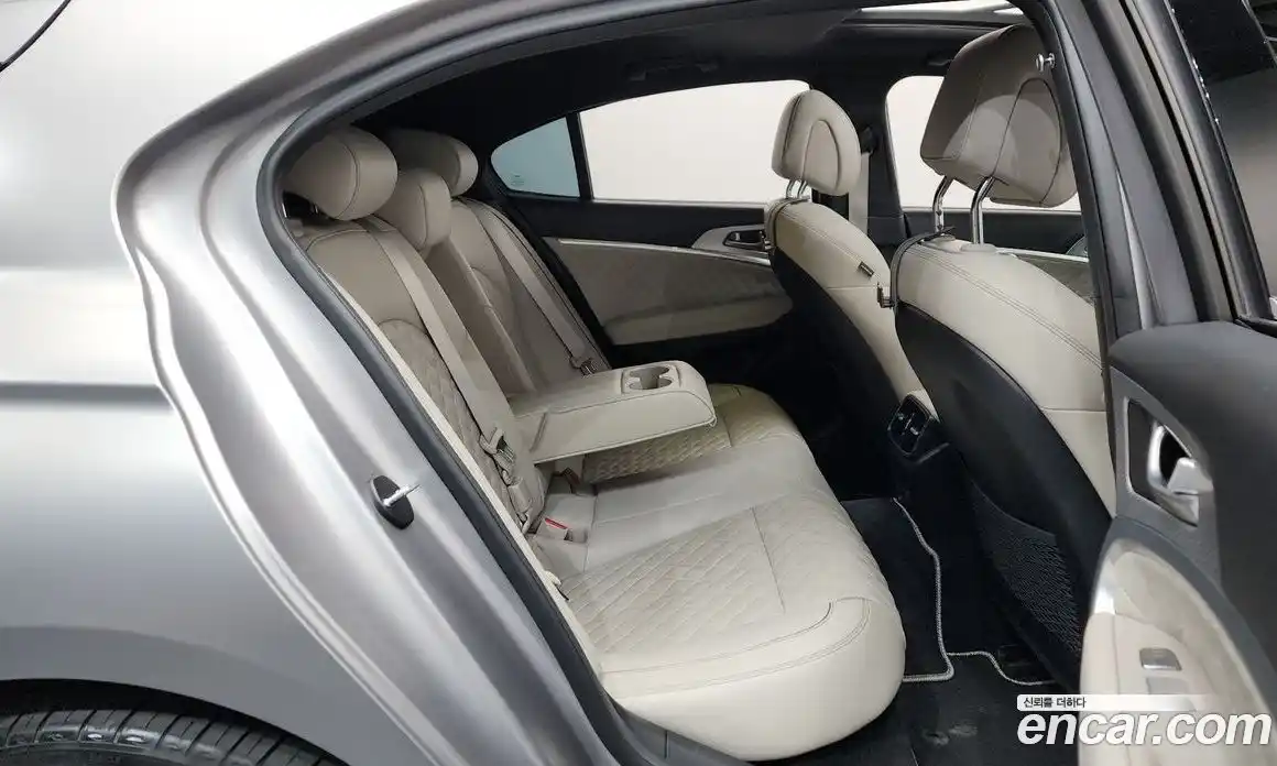 Genesis G70 2023 2.0 Автомат в Москве № 57922, фото 8