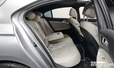 Genesis G70 2023 2.0 Автомат в Москве № 57922, миниатюра 8