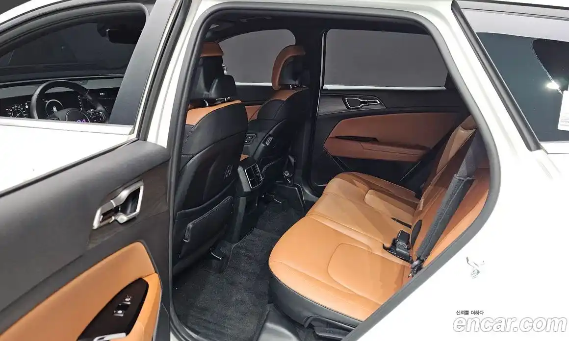 Kia Sportage 2023 1.6 Автомат в Москве № 60486, фото 13