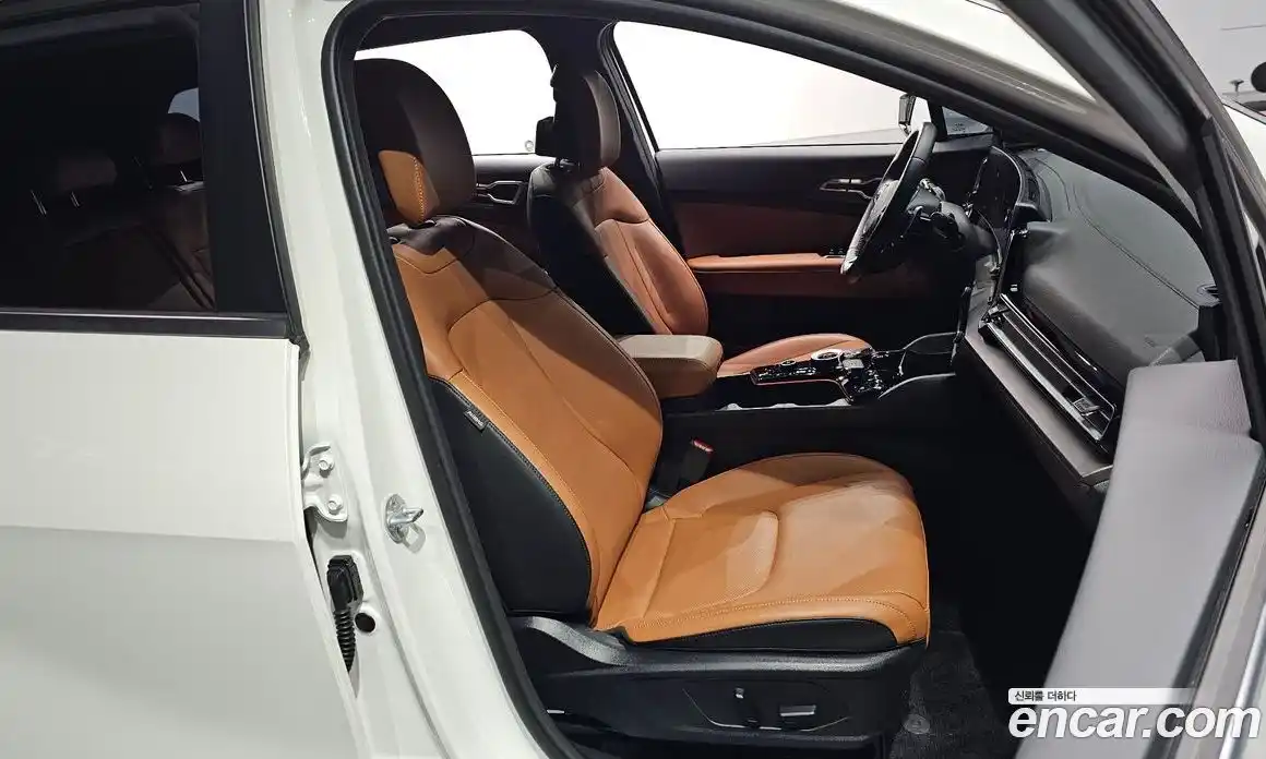 Kia Sportage 2023 1.6 Автомат в Москве № 60486, фото 17