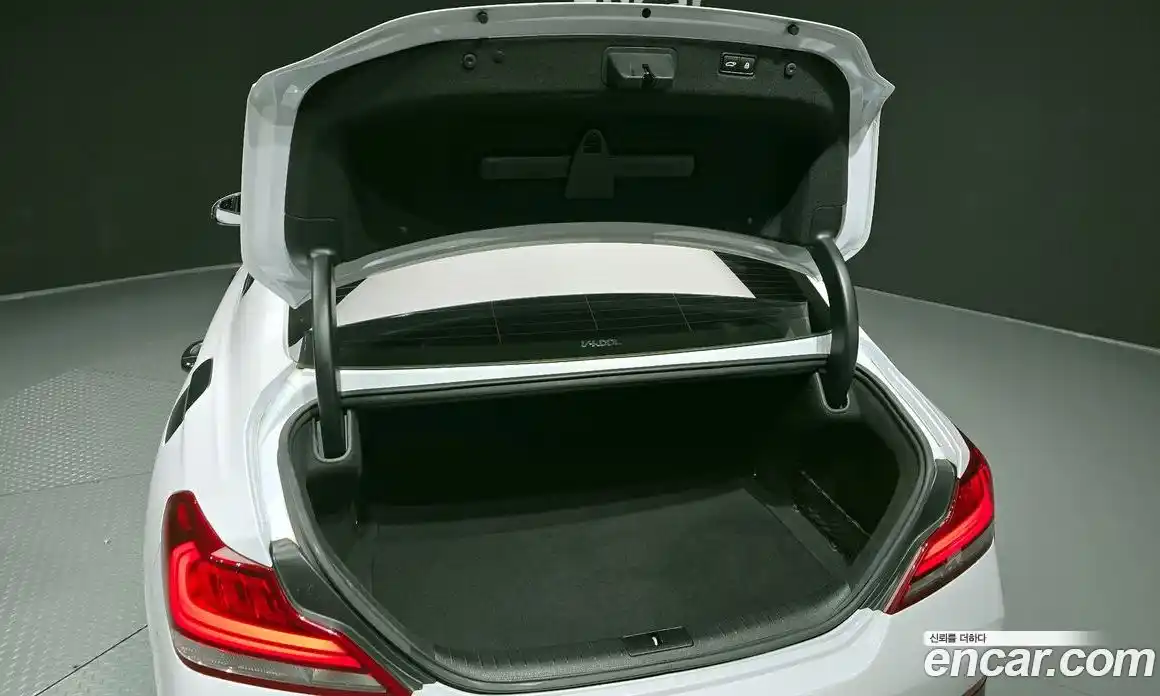 Genesis G70 2019 3.3 Автомат в Москве № 84558, фото 14