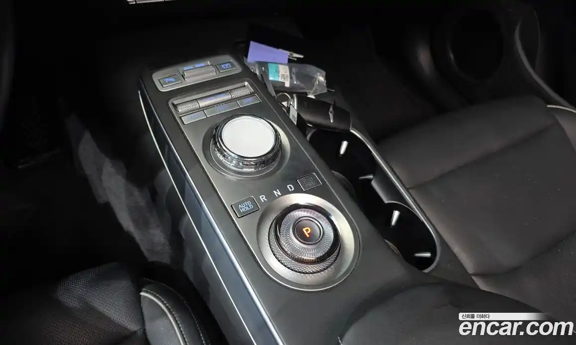 Genesis GV70 2022 2.2 Автомат в Москве № 84737, фото 3