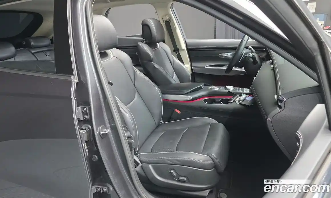 Genesis GV70 2022 2.2 Автомат в Москве № 84737, фото 9