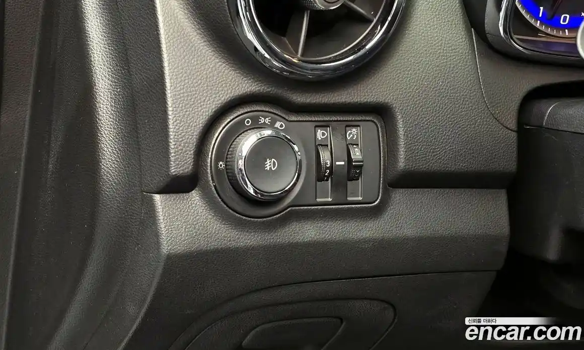 Chevrolet Trax 2013 1.4 Автомат в Москве № 85397, фото 17