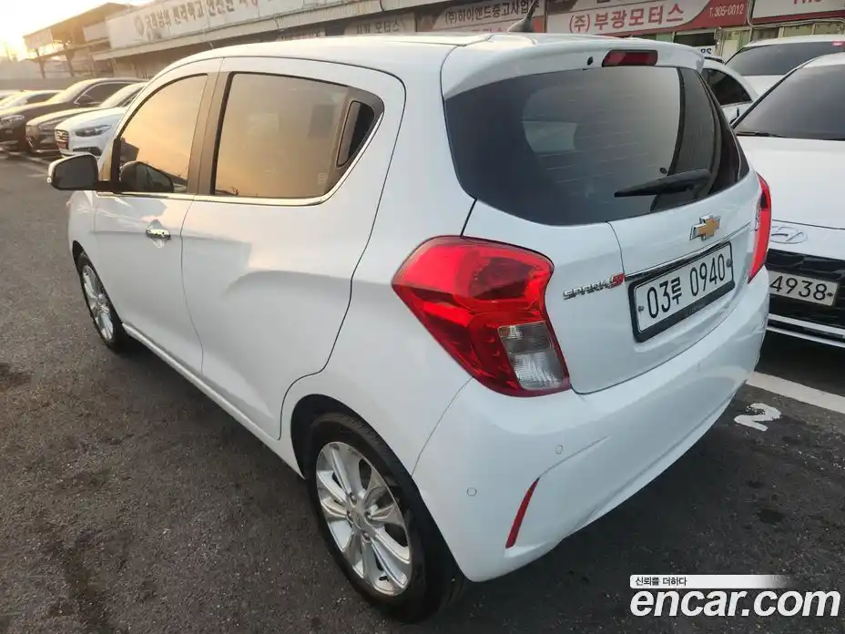 Chevrolet Spark 2016 1.0 Автомат в Москве № 90575, фото 7