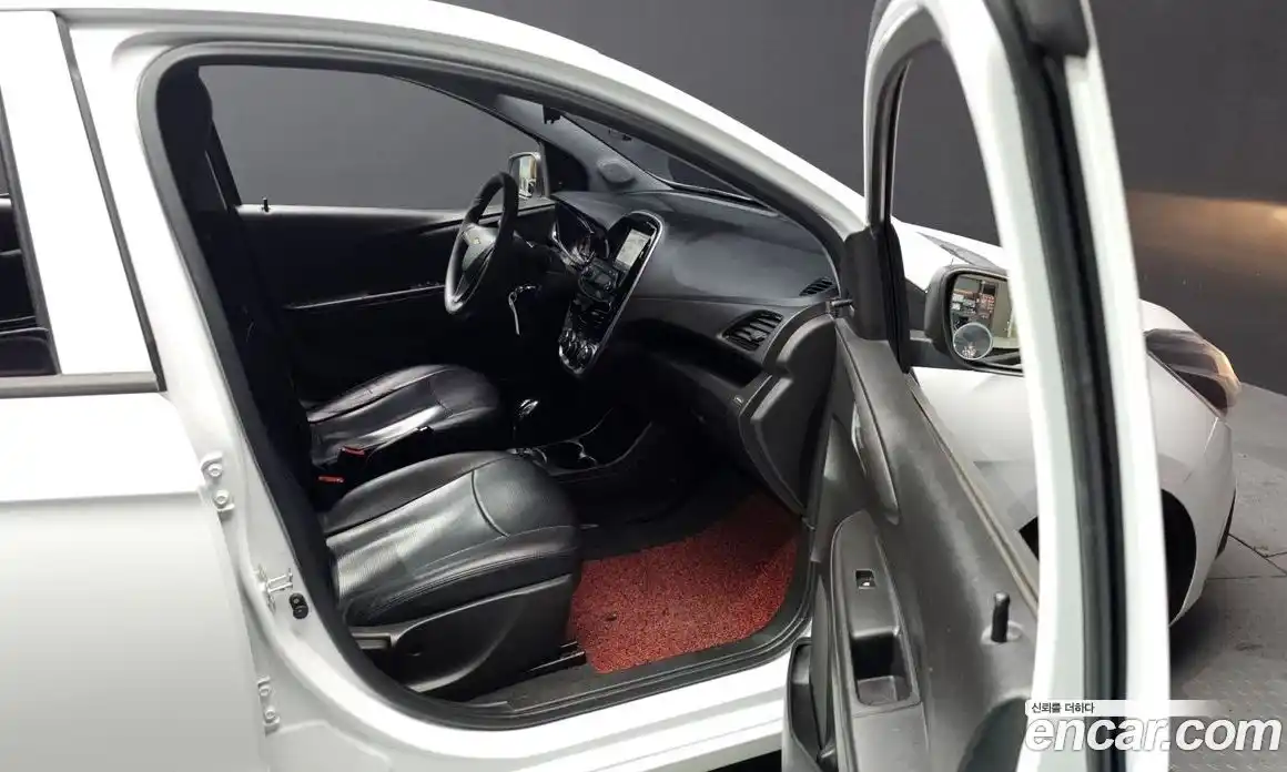 Chevrolet Spark 2017 1.0 Автомат в Москве № 95537, фото 6