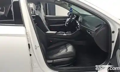 Hyundai Sonata 2022 2.0 Автомат в Москве № 10056, миниатюра 11