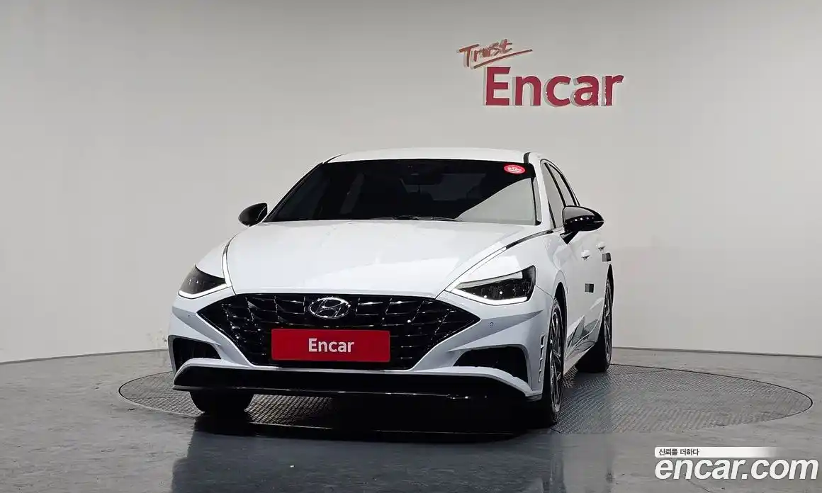 Hyundai Sonata 2022 2.0 Автомат в Москве № 10056, фото 3