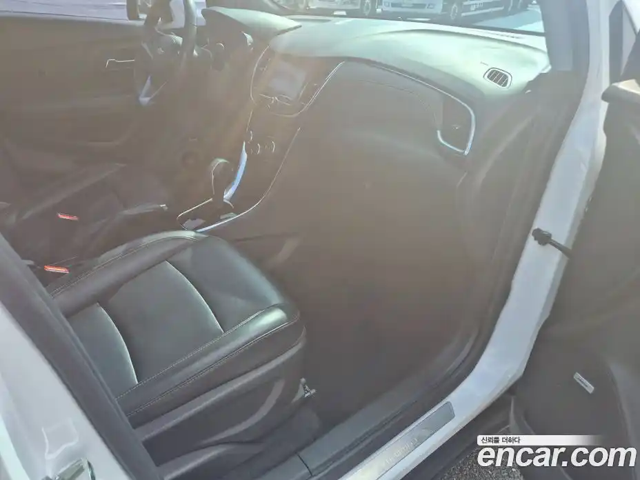 Chevrolet Trax 2018 1.4 Автомат в Москве № 104689, фото 11