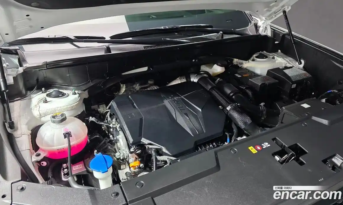 Hyundai Santa Fe 2024 2.5 Автомат в Москве № 107657, фото 3