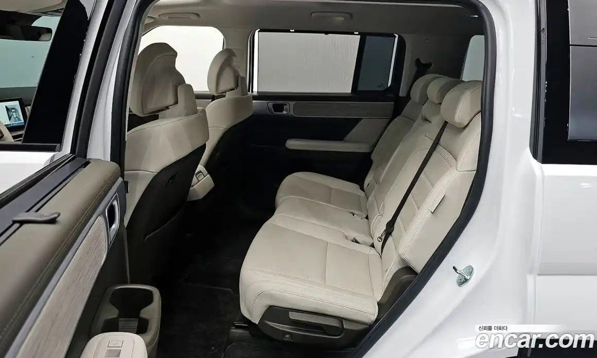 Hyundai Santa Fe 2024 2.5 Автомат в Москве № 108847, фото 12