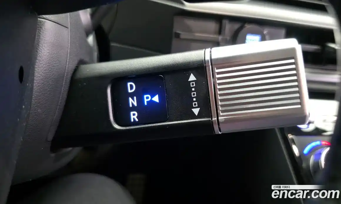 Hyundai Santa Fe 2024 1.6 Автомат в Москве № 110058, фото 15