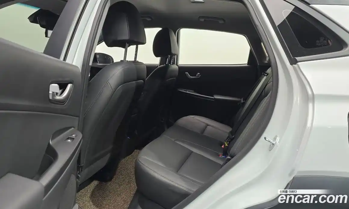 Hyundai Kona 2021 1.6 Автомат в Москве № 111144, фото 16