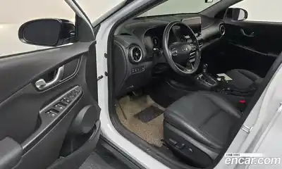 Hyundai Kona 2021 1.6 Автомат в Москве № 111144, миниатюра 2