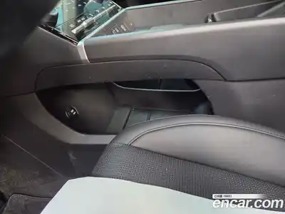 Hyundai Santa Fe 2024 2.5 Автомат в Москве № 111912, миниатюра 12