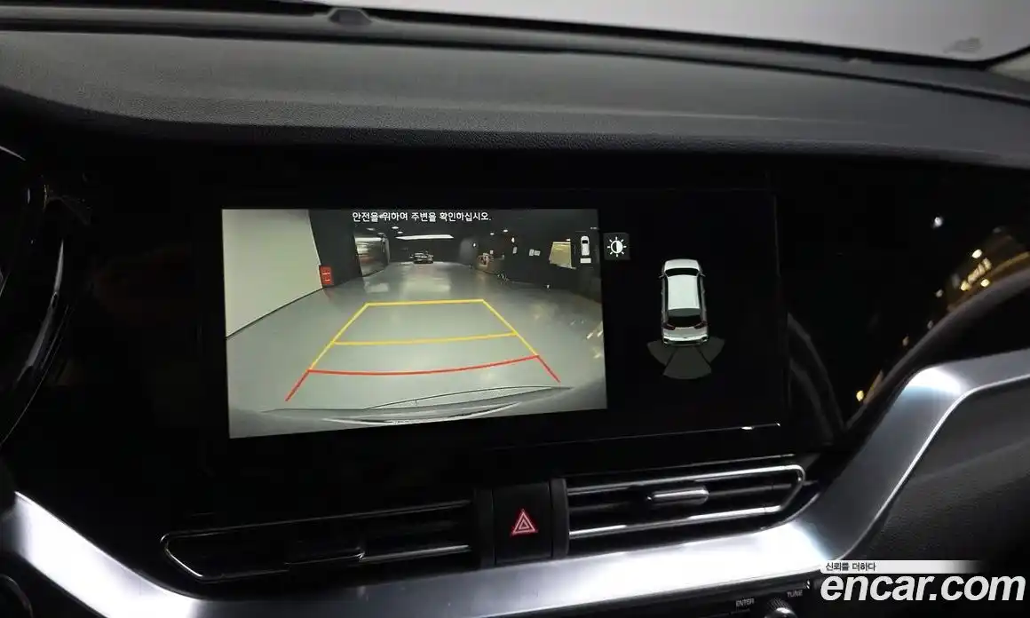 Kia Niro 2020 1.6 Автомат в Москве № 115538, фото 1