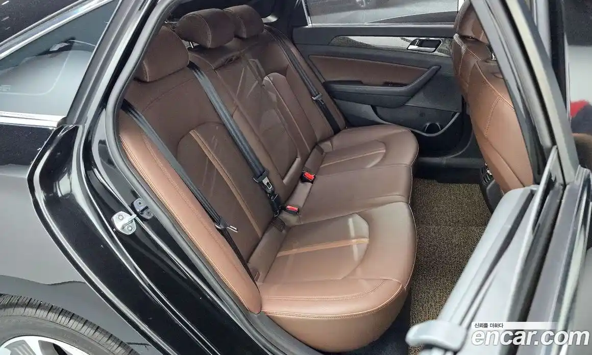 Hyundai Sonata 2019 2.0 Автомат в Москве № 123621, фото 20