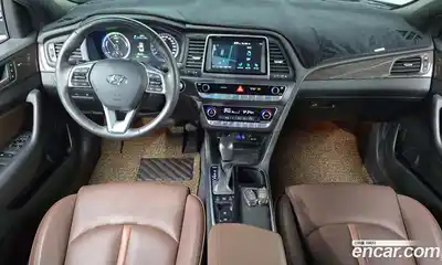 Hyundai Sonata 2019 2.0 Автомат в Москве № 123621, миниатюра 4