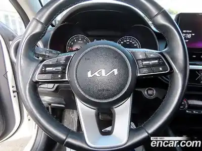 Kia K3 2022 1.6 Автомат в Москве № 123995, миниатюра 8