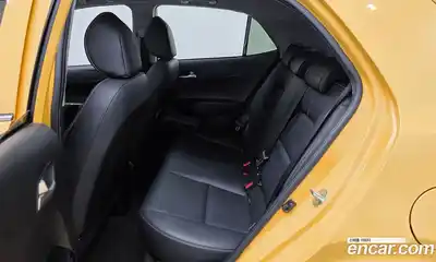 Kia Morning 2021 1.0 Автомат в Москве № 124006, миниатюра 2