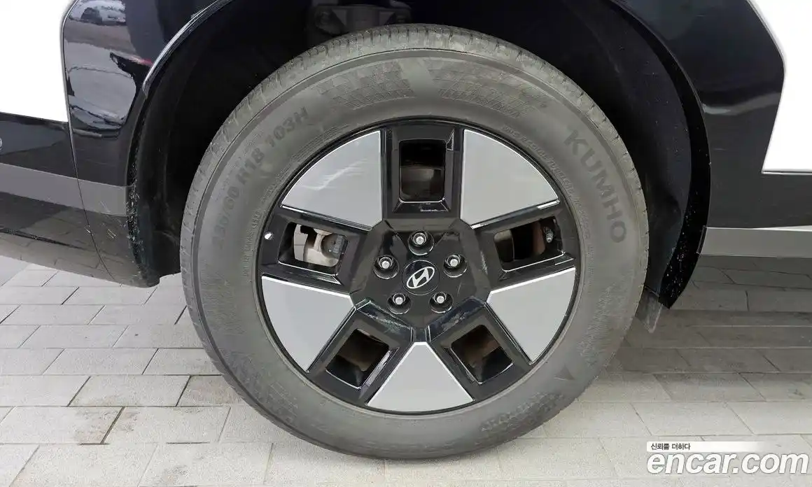 Hyundai Santa Fe 2024 1.6 Автомат в Москве № 126704, фото 11