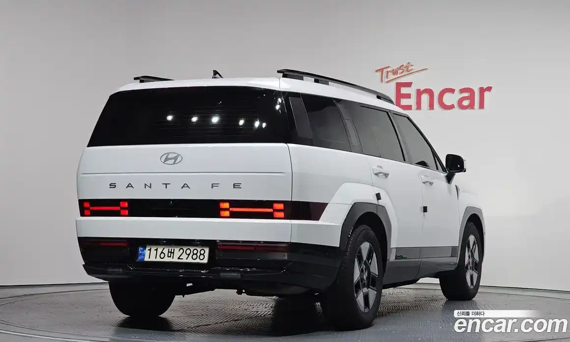 Hyundai Santa Fe 2024 1.6 Автомат в Москве № 126704, фото 14