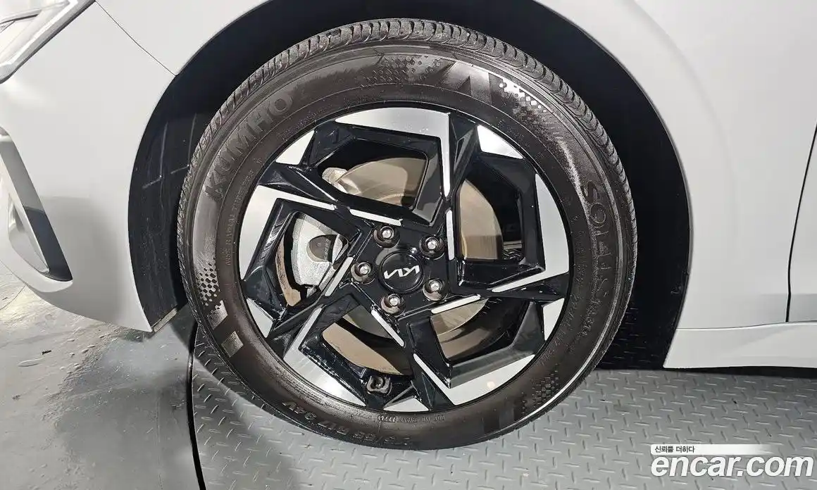 Kia K5 2025 2.0 Автомат в Москве № 128277, фото 11