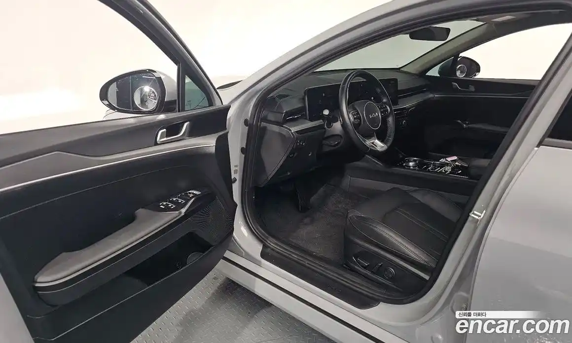 Kia K5 2025 2.0 Автомат в Москве № 128277, фото 6